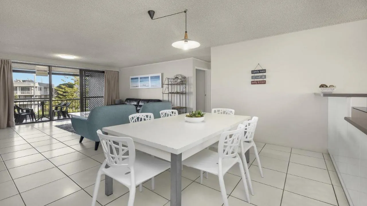 Sealanes Unit 8 Kings Beach Qld كالوندرا 0*,