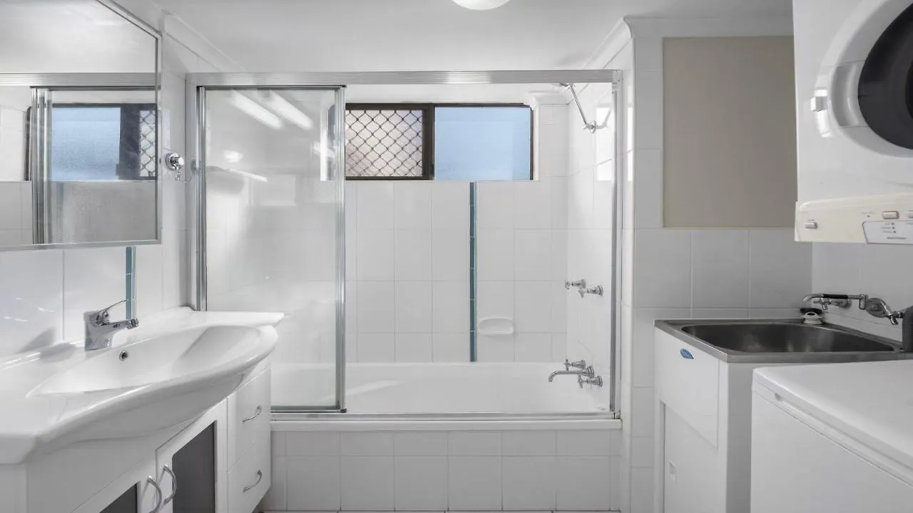 Sealanes Unit 8 Kings Beach Qld كالوندرا