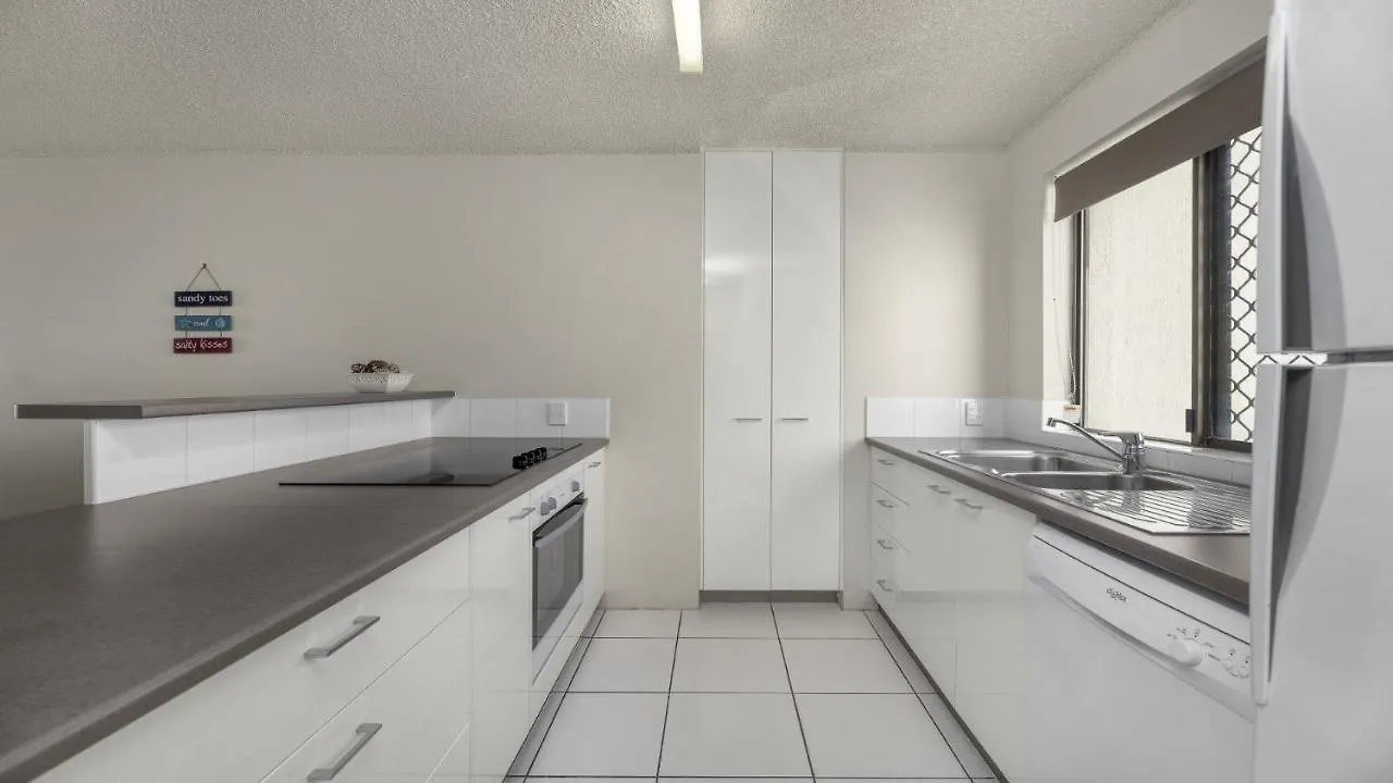 Sealanes Unit 8 Kings Beach Qld كالوندرا بيت للعطل
